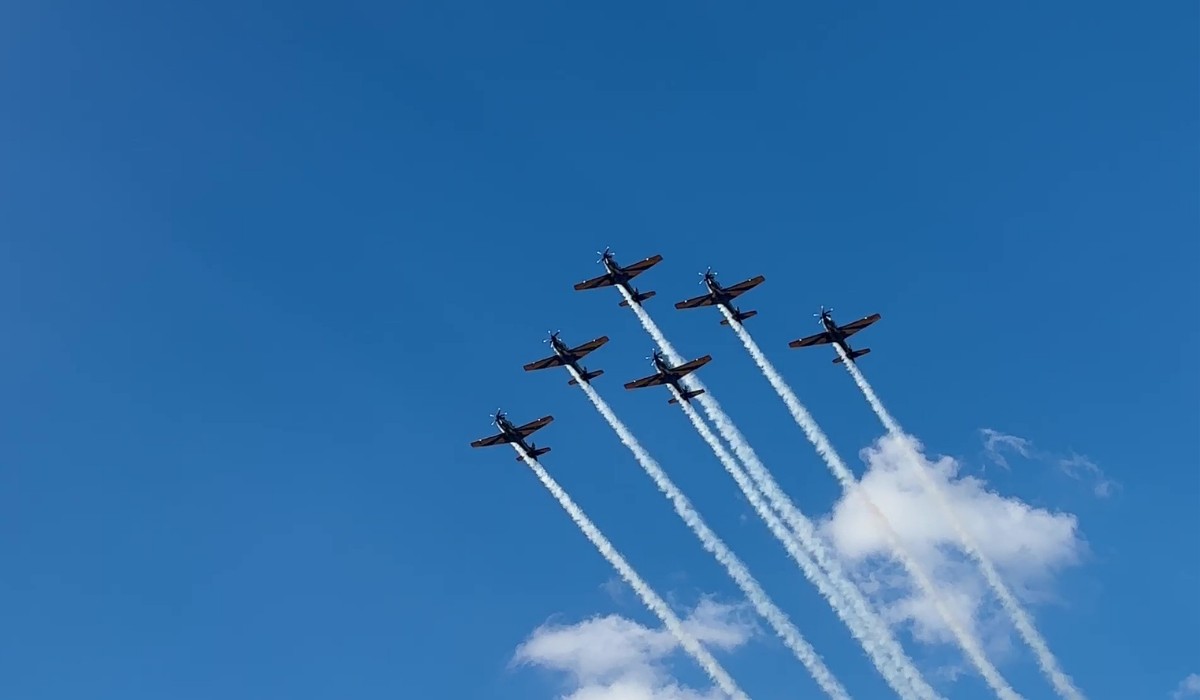 VÍDEO: Esquadrilha da Fumaça apresenta acrobacias no céu de Valinhos