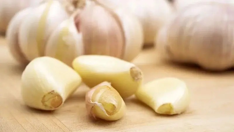 Quilo do alho chega a R$ 44,90 e impulsiona alta de alimentos no interior de SP; veja pesquisa