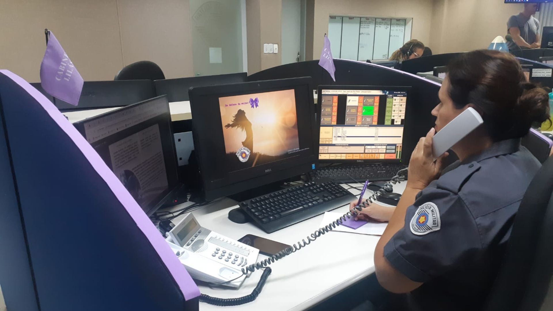 Polícia Militar inaugura Cabine Lilás para atender mulheres vítimas de violência em Bauru