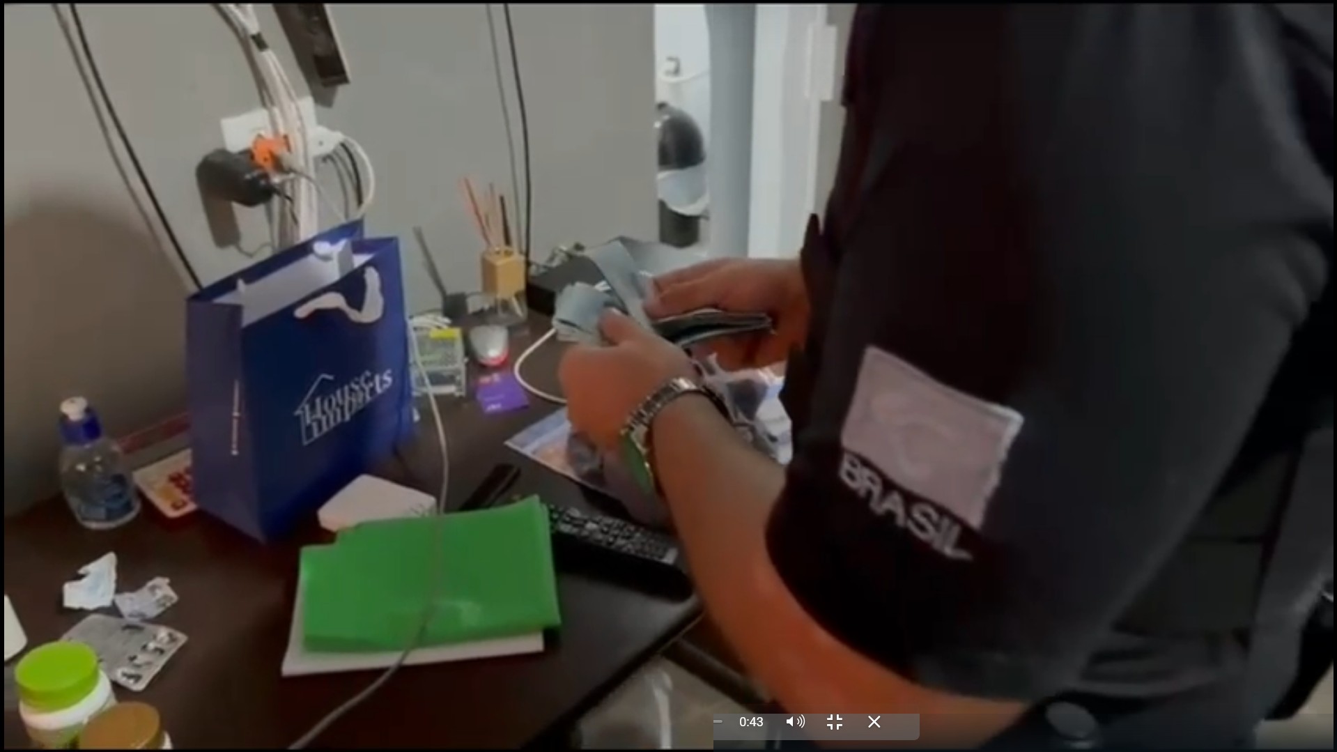 PF faz operação contra comércio ilegal de armas e ouro em Boa Vista e na fronteira com a Venezuela