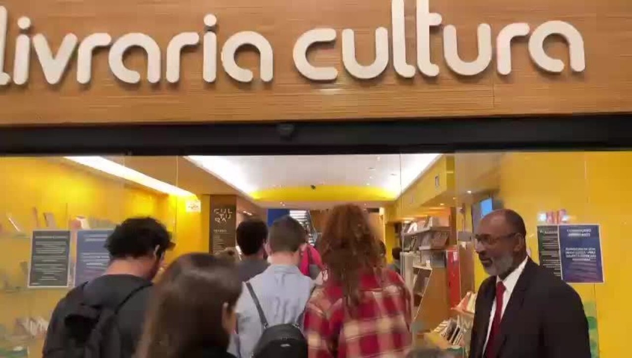 Livraria Cultura reabre loja dentro do Conjunto Nacional, na Avenida ...