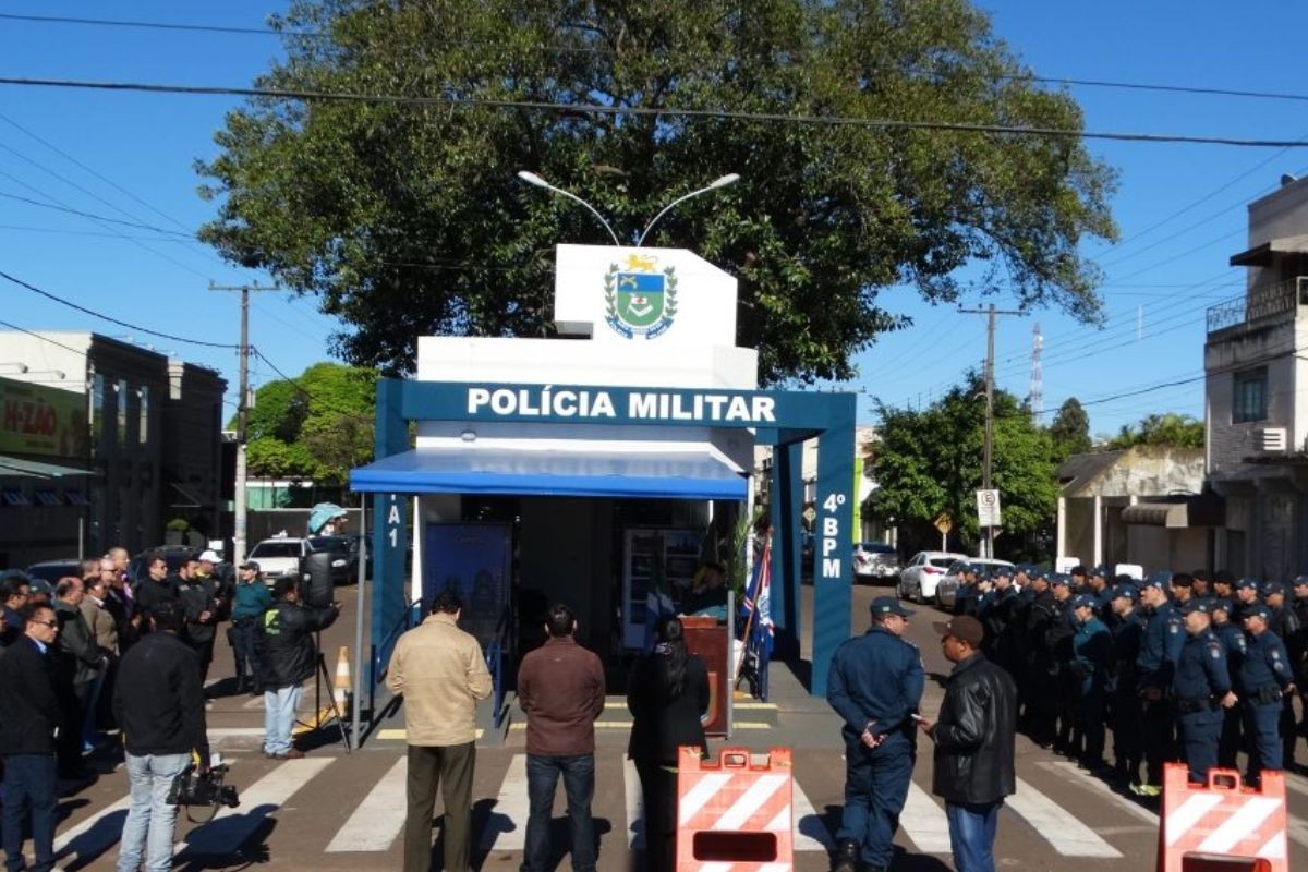 Homem é executado a tiros em estacionamento de shopping na fronteira entre Paraguai e Brasil
