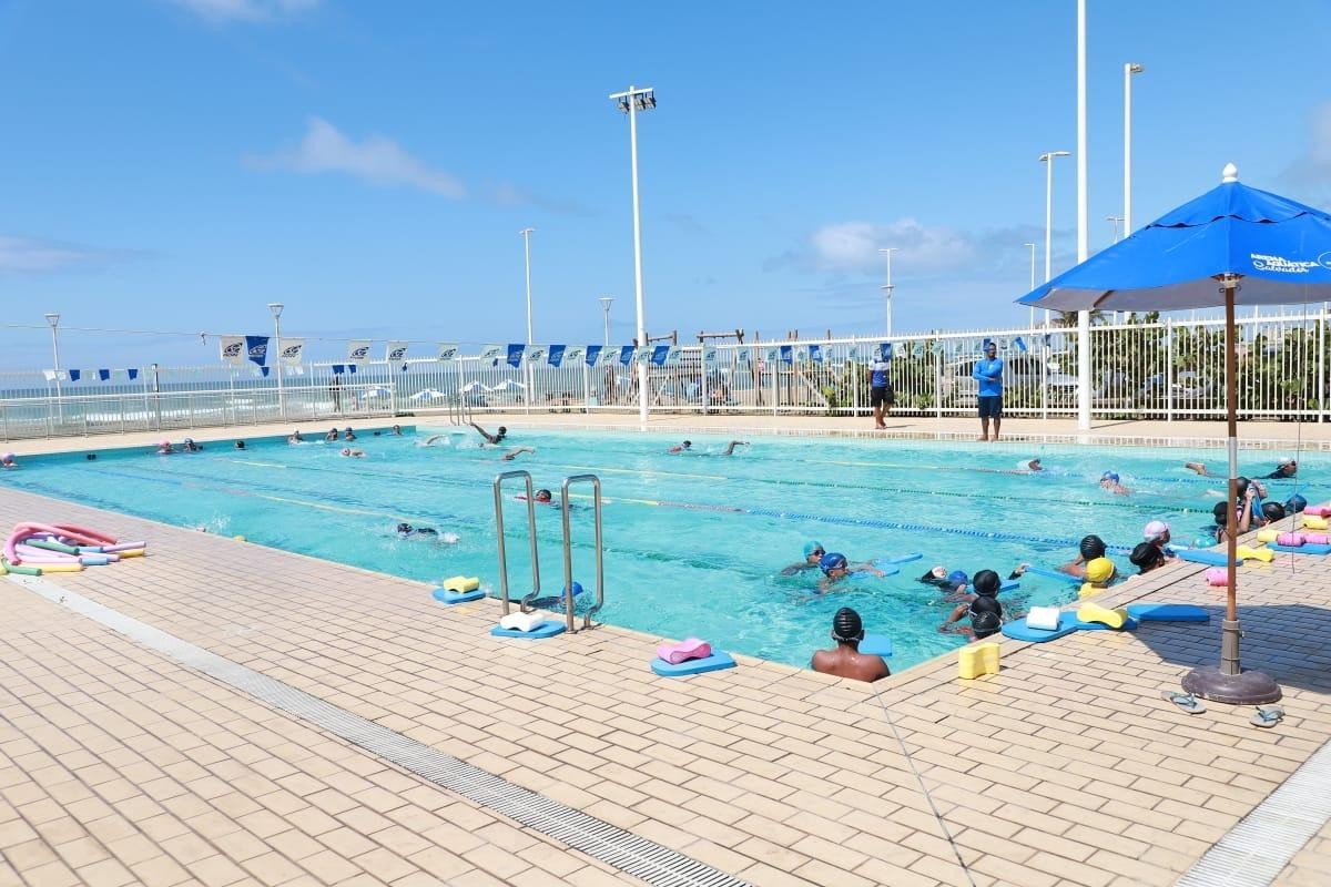 Arena Aquática Salvador abre inscrições com mais de 1.100 vagas para aulas de hidroginástica e natação nesta segunda-feira