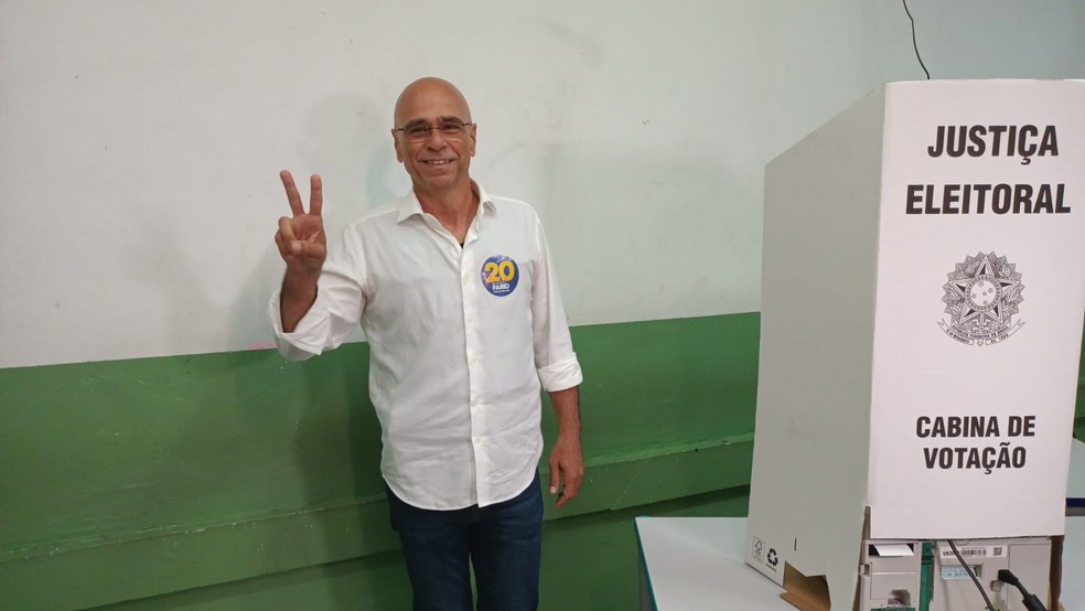 Farid Madi votou na Escola Estadual Marcílio Dias, na Vila Alice, em Guarujá (SP) — Foto: Daniel Gois/Jornal A Tribuna