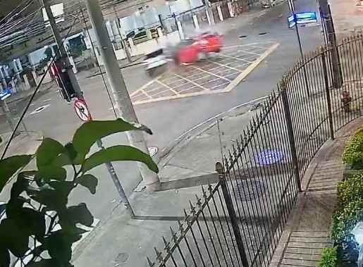 Vídeo mostra acidente que matou dois e deixou três feridos na Tijuca