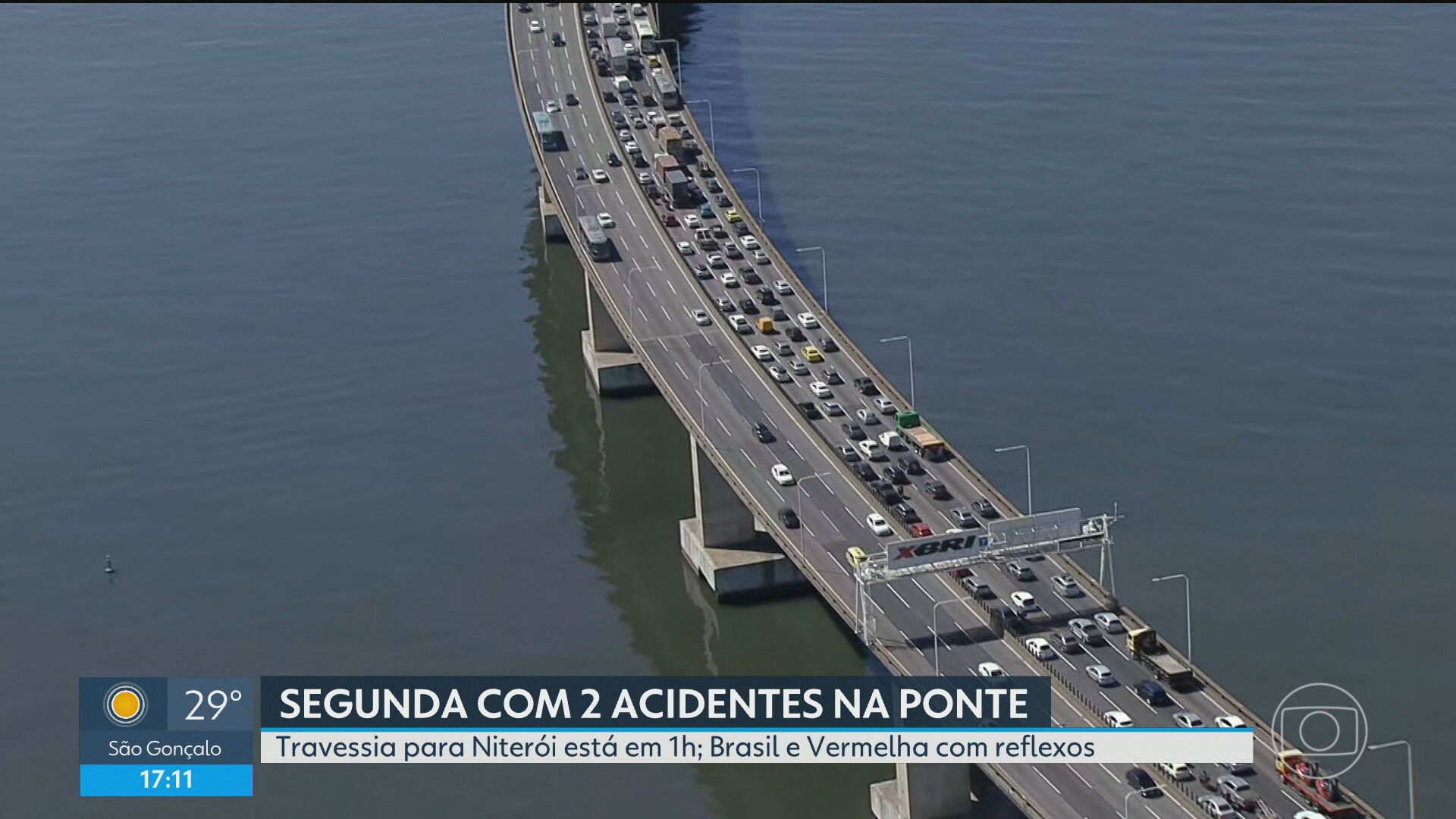 Acidente na Ponte Rio-Niterói causa retenções em vias de acesso; travessia leva 1h no fim de tarde