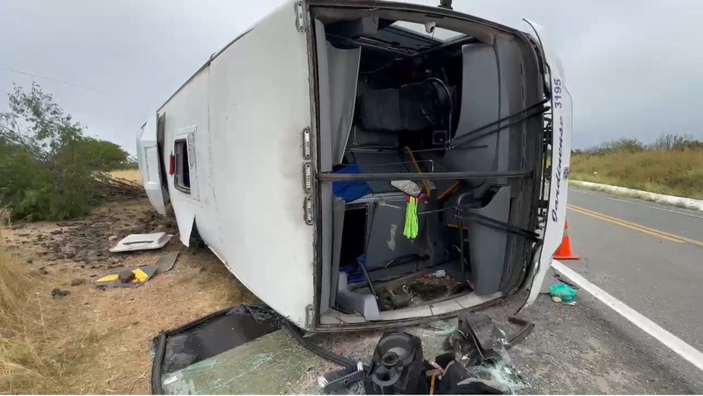 Acidente aconteceu na BR-426 em Jardim do Seridó — Foto: Cardoso Silva/Inter TV Costa Branca