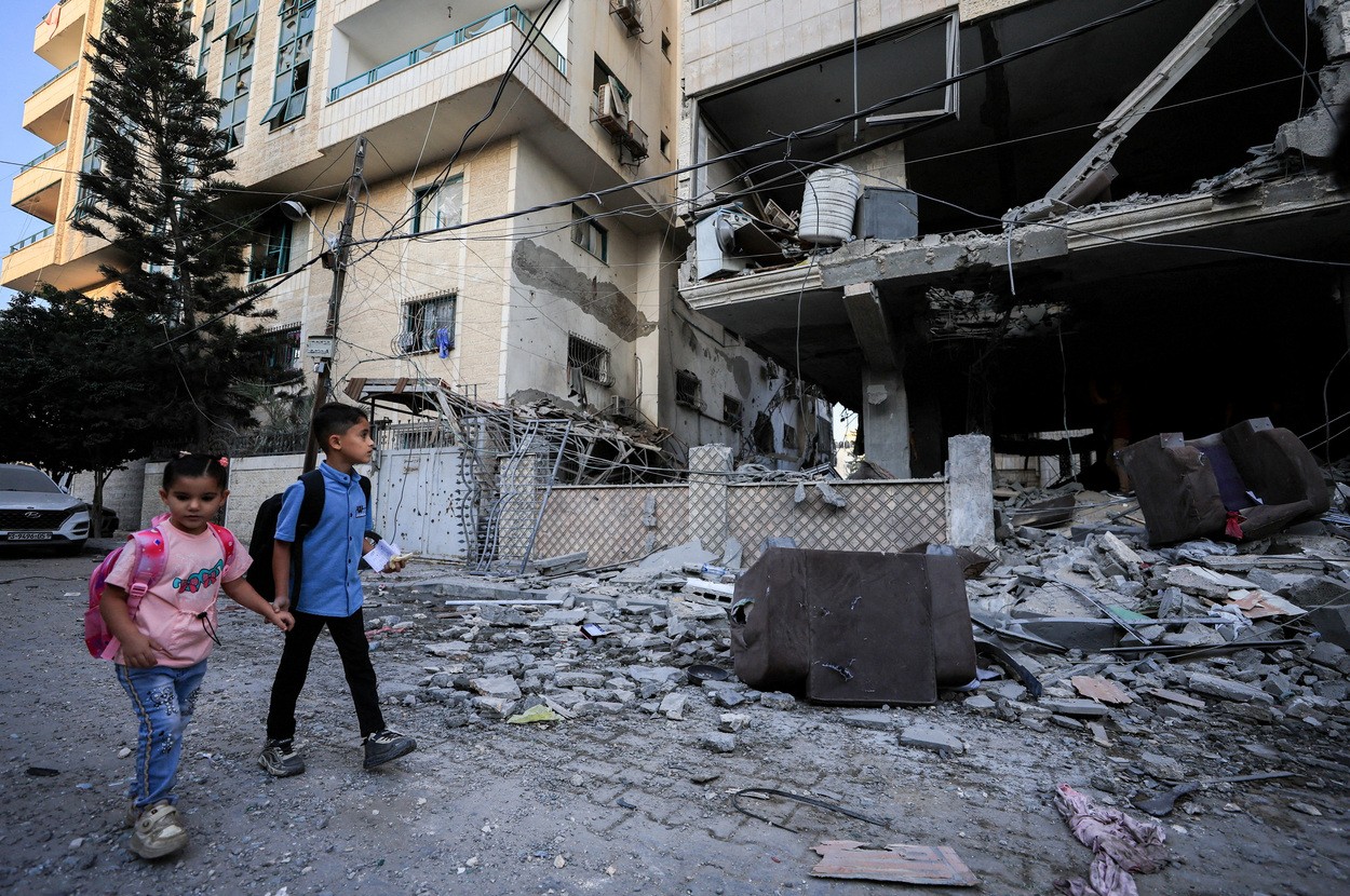 Ataque israelense mata 5 em Gaza, incluindo mãe e filha cristãs, dizem autoridades