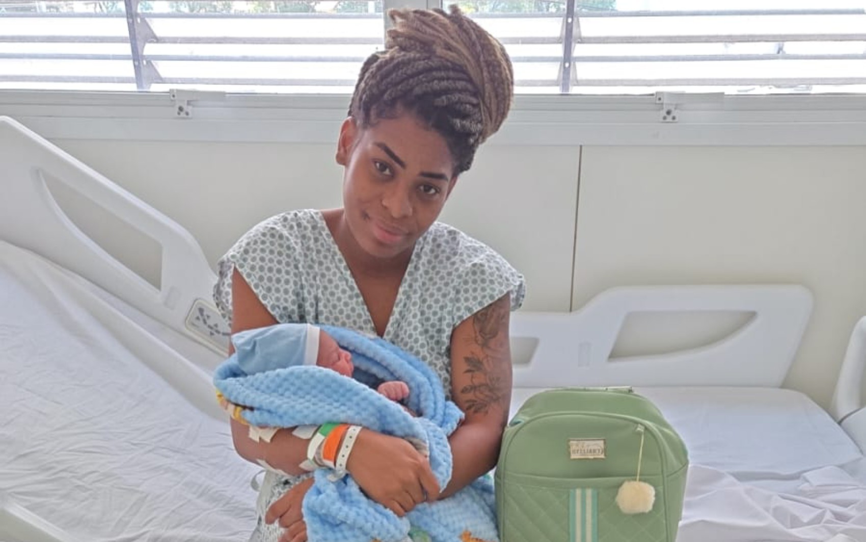 Primeiro bebê nascido na rede pública da Bahia em 2026 é um menino