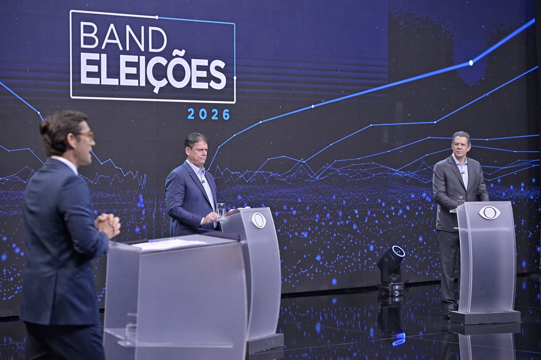 Tarcísio e Haddad têm confronto sobre PCC, Cracolândia e Master em primeiro