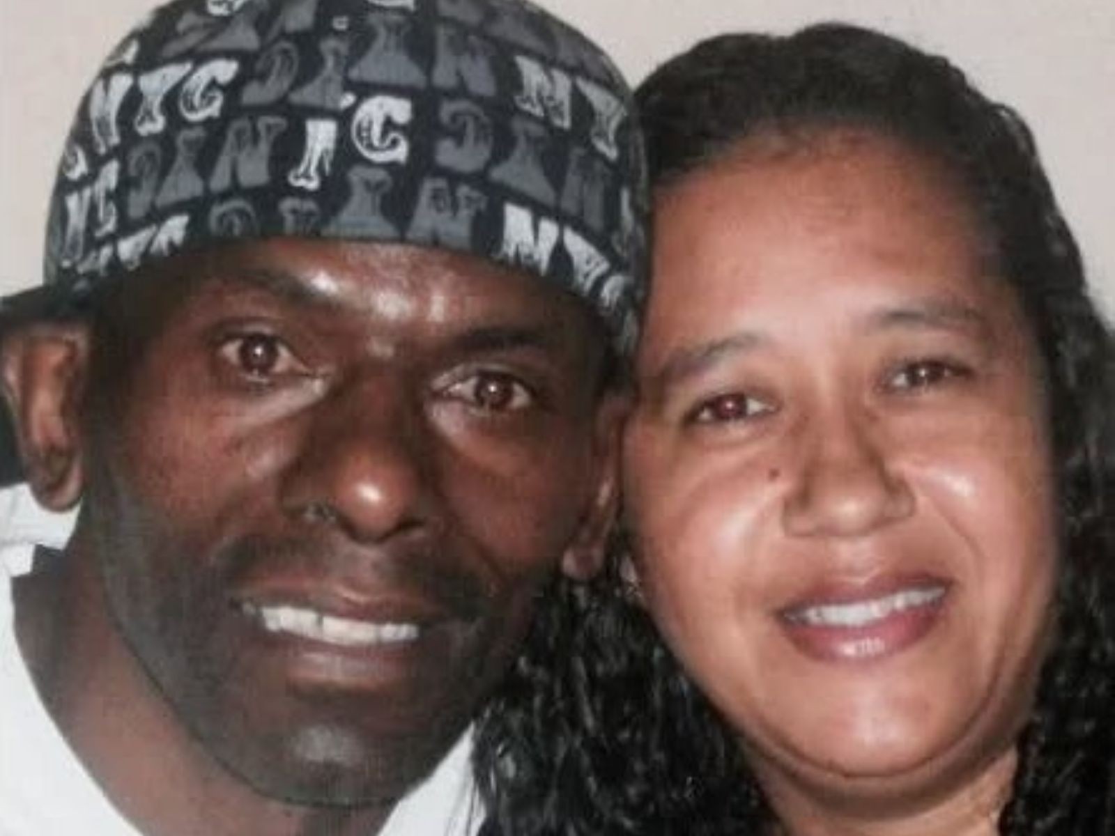 Marido é preso após mulher ser encontrada morta pela filha na cama do casal no litoral de SP