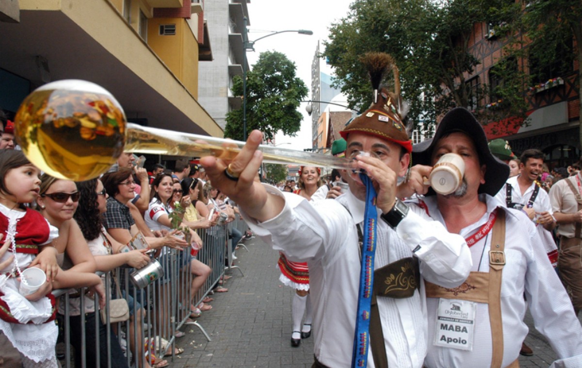 34ª Oktoberfest começa nesta quartafeira em Blumenau Santa Catarina G1