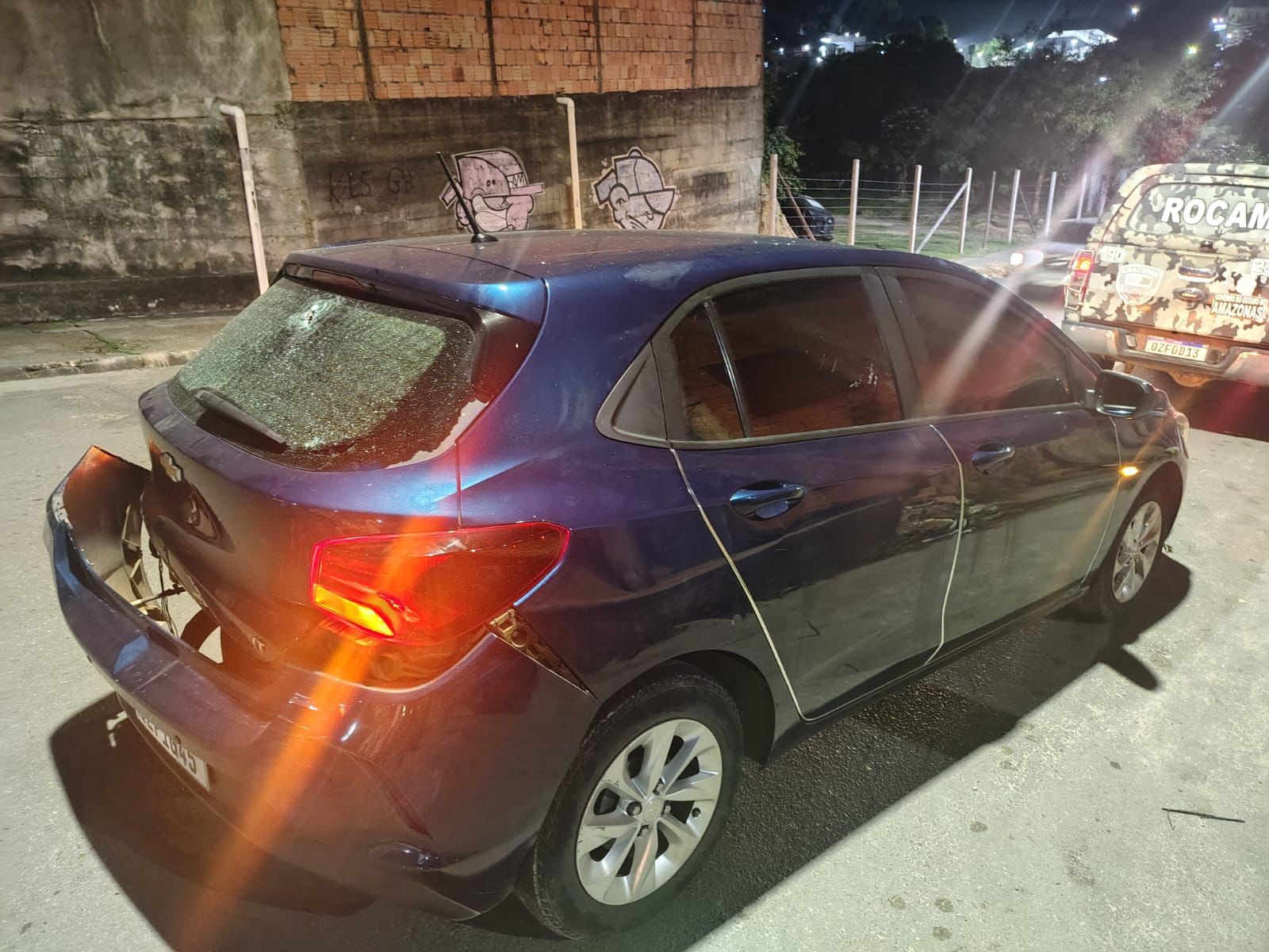 Motorista de aplicativo é sequestrado e mantido no porta-malas durante 'arrastão' em Manaus