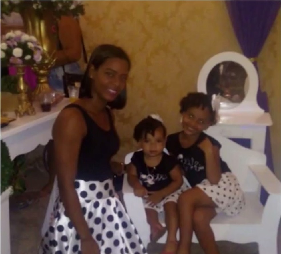 Mãe e filhas morreram após mal-estar — Foto: Reprodução/TV Bahia