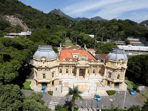 Comissão da Alerj vota proposta orçamentária do RJ para 2027 que prevê rombo de R$ 14 bilhões