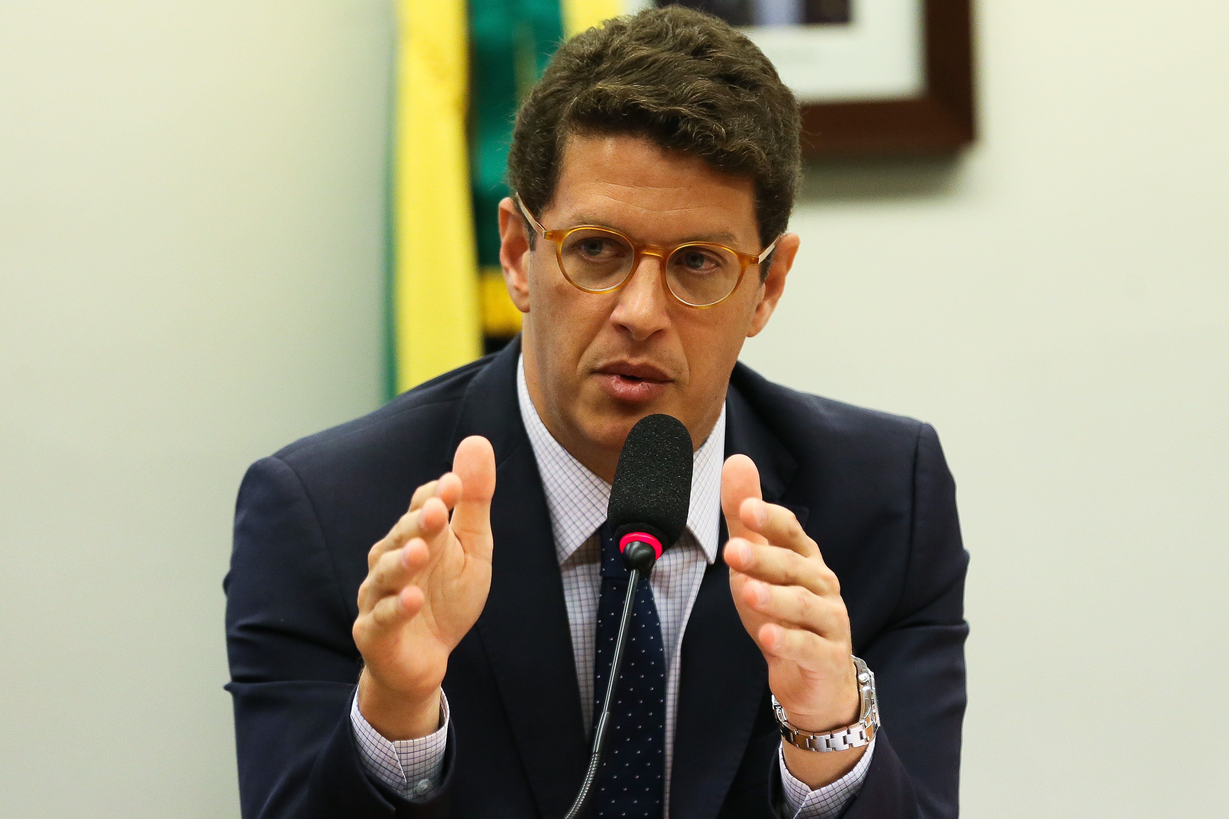 Ricardo Salles apresenta documentação, e MP Eleitoral recua no pedido de impugnação da candidatura ao Senado por SP