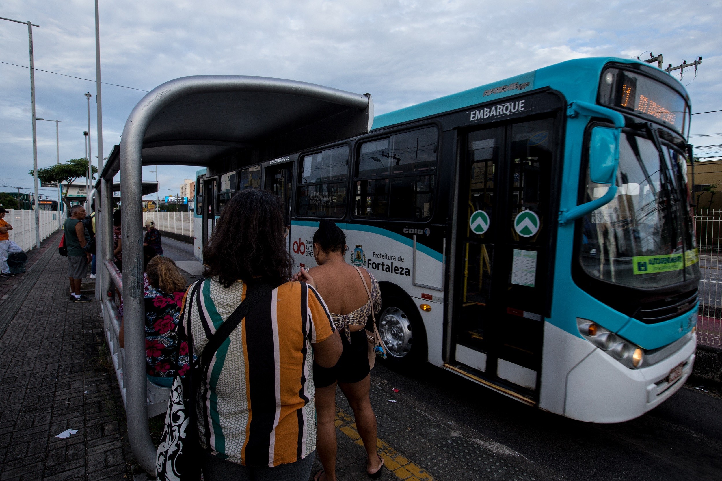 Justiça determina que Fortaleza garanta gratuidade no transporte público a pessoas com obesidade grave