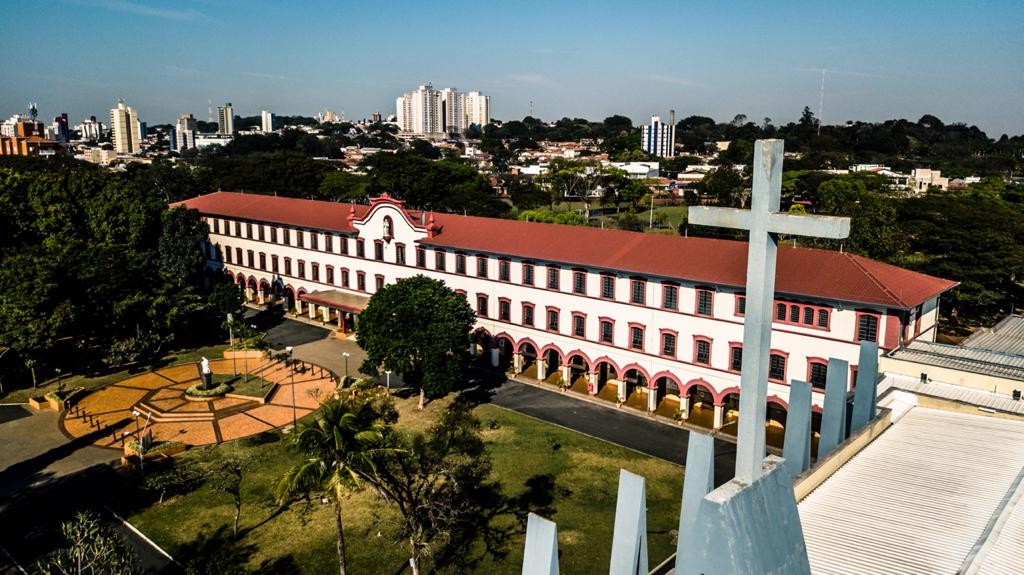 Centro profissionalizante de Campinas abre processo seletivo com 60 bolsas para cursos técnicos; saiba como se inscrever