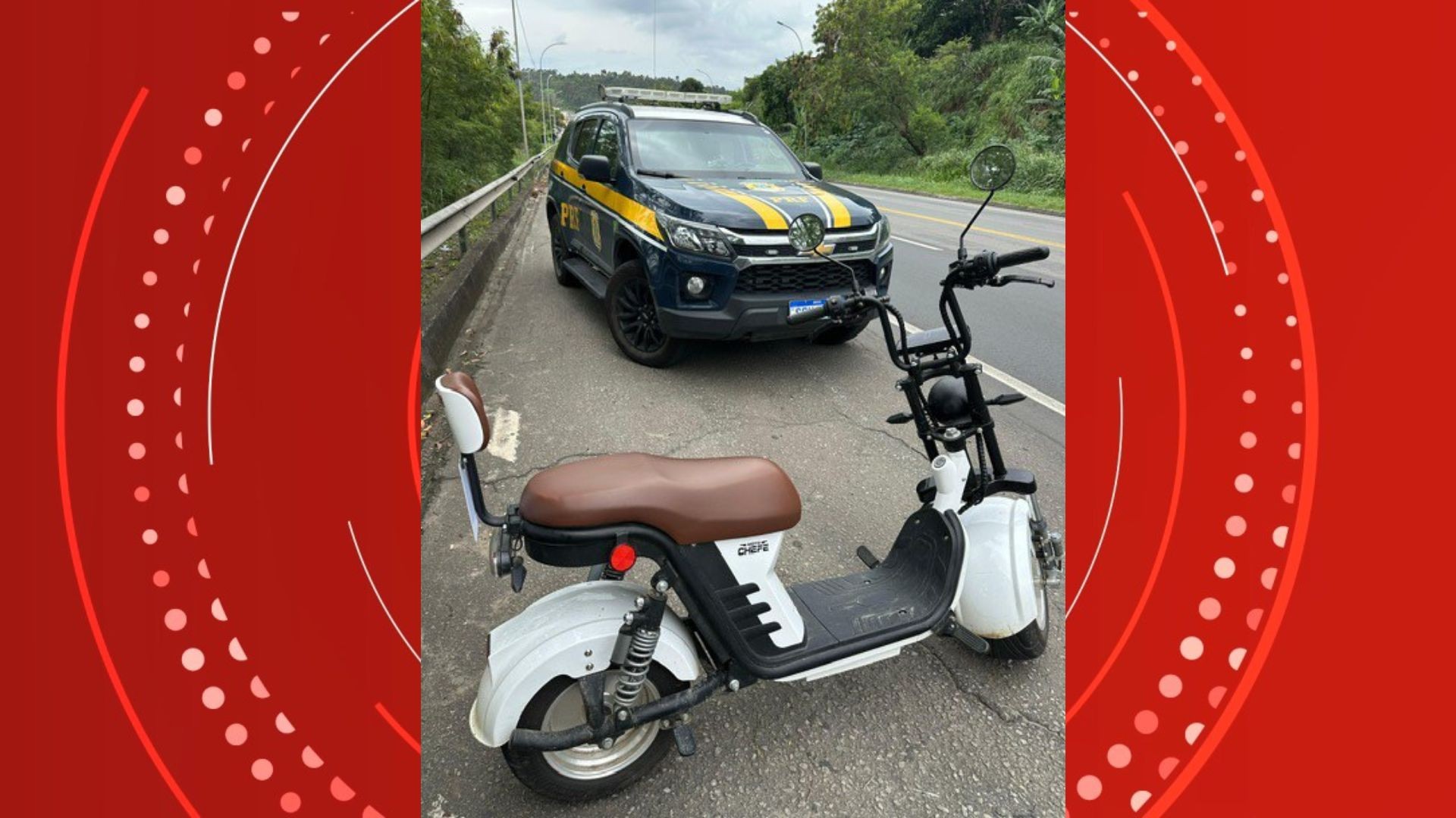 Jovem é flagrado na BR-101 no ES trafegando com moto elétrica adulterada para atingir 80 km/h