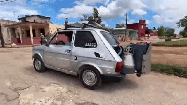 Carro movido a carvão vira símbolo de improviso de cubanos para lidar com falta de combustível no país em crise