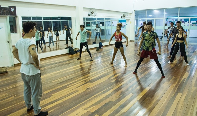 Rede Cuca oferta 600 vagas em cursos e 24 modalidades esportivas gratuitas em Fortaleza