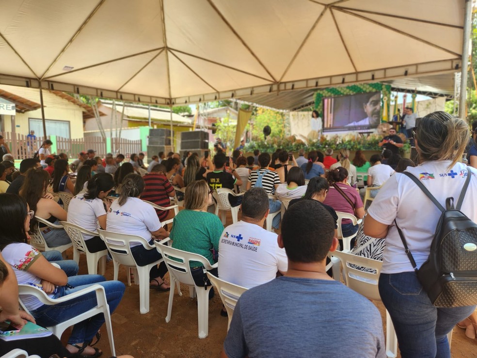 População de Xapuri acompanha entrega da reforma da casa de Chico Mendes — Foto: Melícia Moura/Rede Amazônica Acre