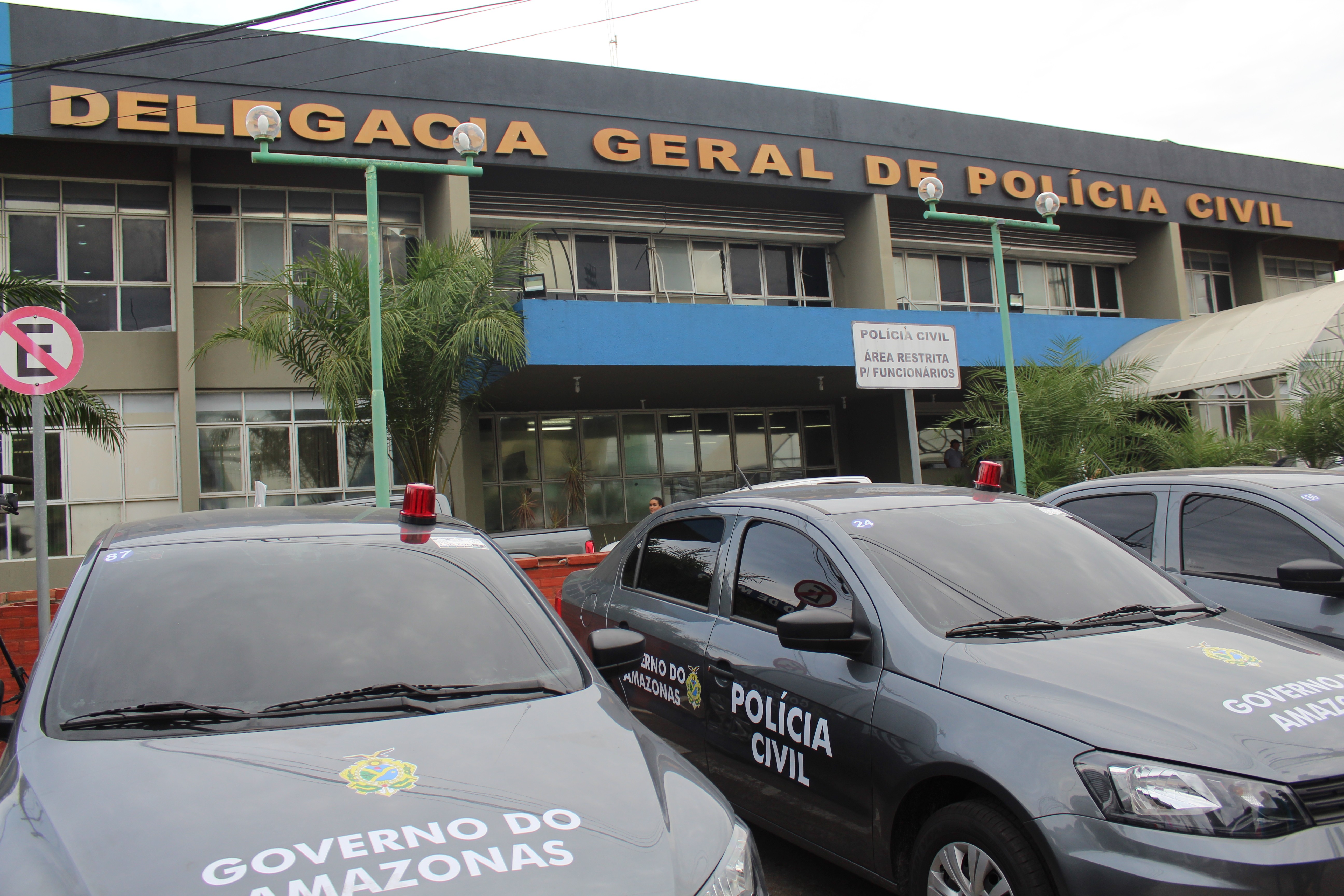 Preso suspeito de matar homem em embarcação atracada no Roadway de Manaus