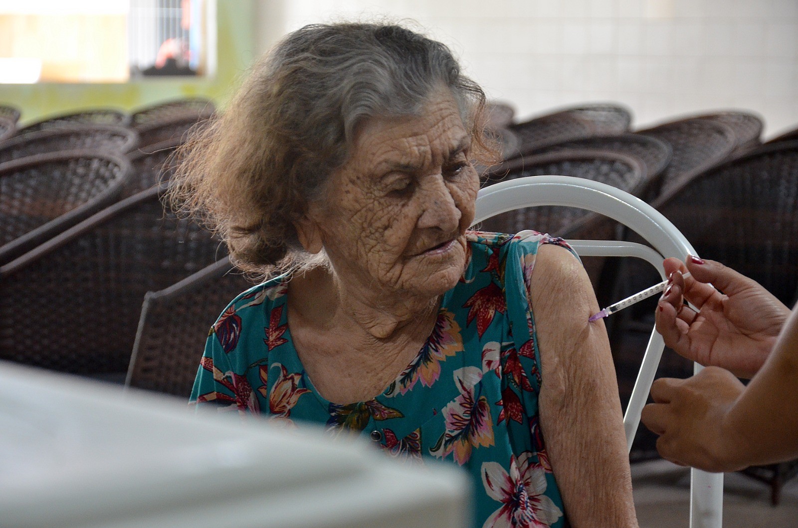 Campina Grande inicia vacinação com Pneumo 20 para pessoas a partir de 85 anos