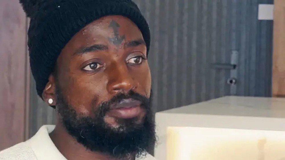 Troy afirma ter trabalhado como motorista e gerente de operações para Charles Mwesigwa — Foto: BBC