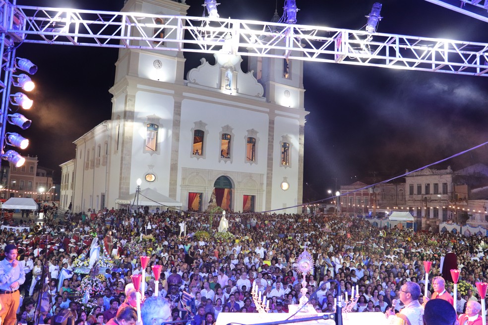 Tradicional festa de Nossa Senhora da Purifica o come a neste