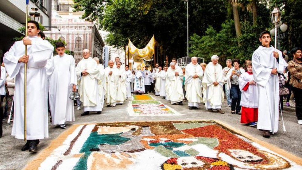 Corpus Christi significa corpo de Cristo, em latim — Foto: RICARDO RIBAS/SOPA IMAGES/LIGHTROCKET VIA GETTY IMAGES