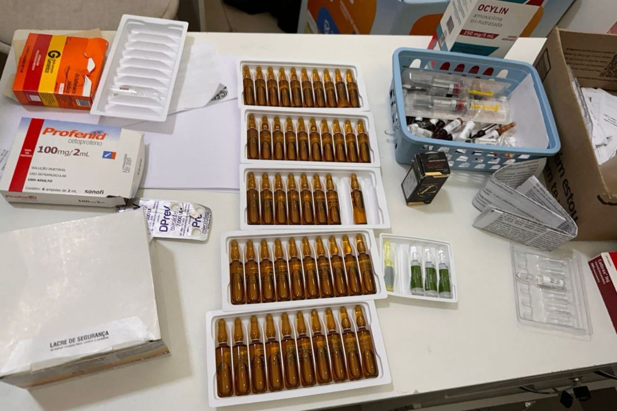 Farmácia é interditada por suspeita de venda irregular de medicamentos emagrecedores em Campo Grande