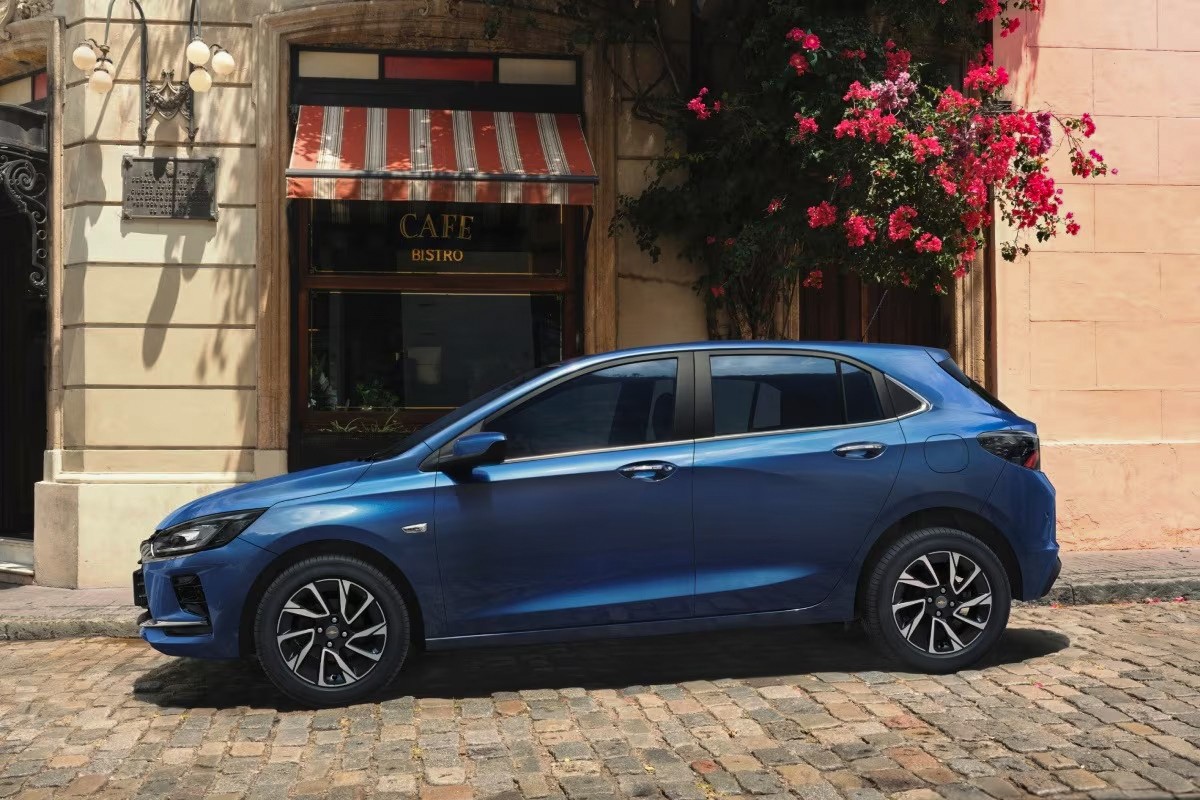Novo Onix 2027 Turbo 100% Etanol. — Foto: Divulgação/Chevrolet