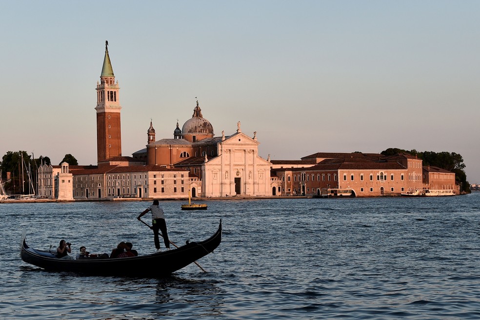Veneza testará cobrança de taxas de entrada de R$ 26 e limite de visitantes a partir de abril