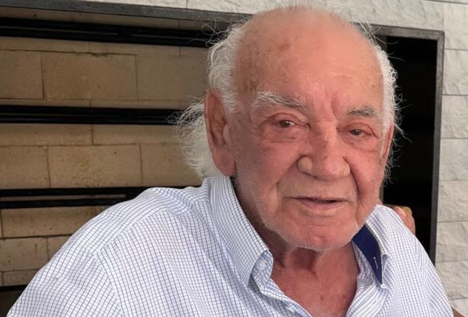 Juíza substitui prisão preventiva do pai de Neno Razuk por domiciliar com tornozeleira