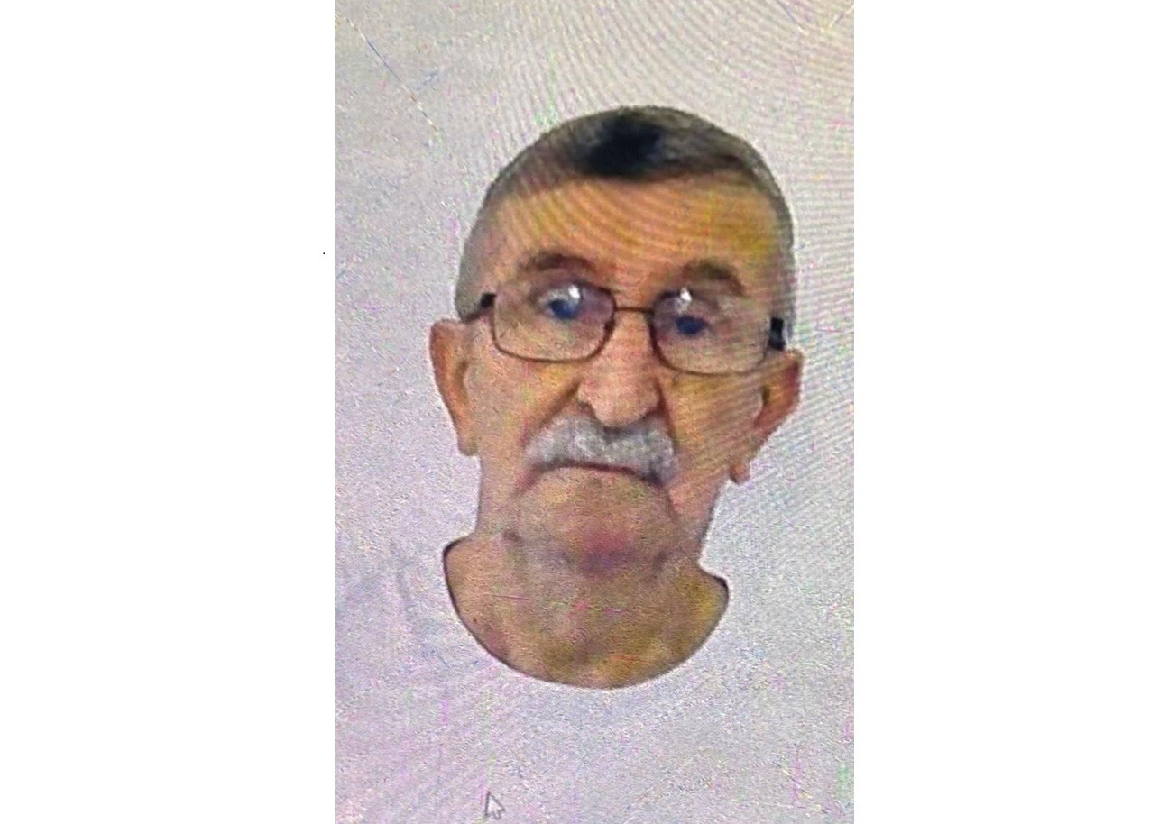 Taxista de 83 anos é encontrado morto com sinais de agressão na BR-040, em Petrópolis