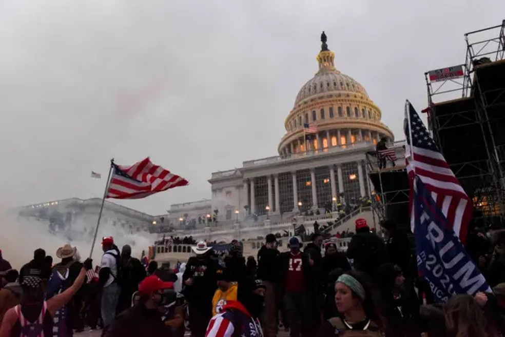 Invasão do Capitólio em 2021 não impediu Trump de concorrer (e vencer) a eleição de 2024 — Foto: REUTERS/STEPHANIE KEITH