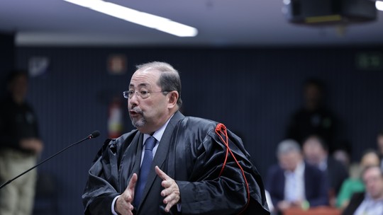 Defesa de Bolsonaro diz que reuniões eram 'atos preparatórios' e não tinham violência ou grave ameaça -