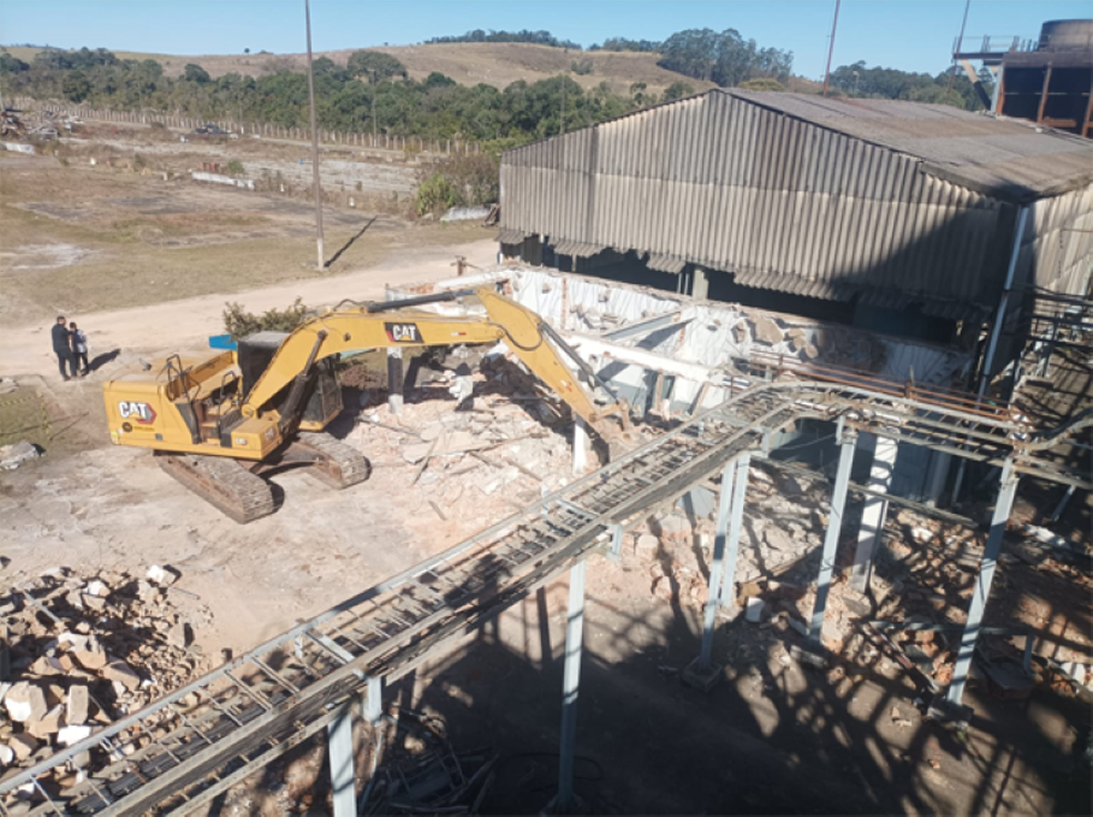 INB finaliza 1ª etapa de demolição para descomissionamento da unidade em Caldas, MG — Foto: Divulgação/INB