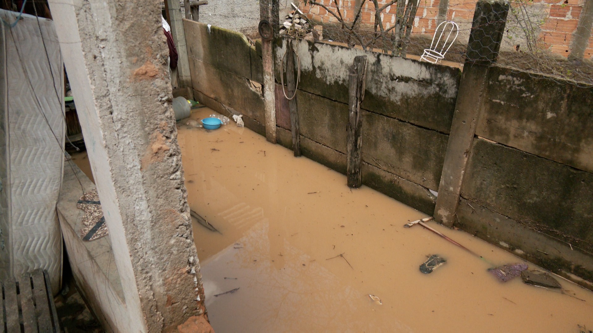 Prefeitura de Cláudio decreta situação de emergência após fortes chuvas e estragos registrados na cidade