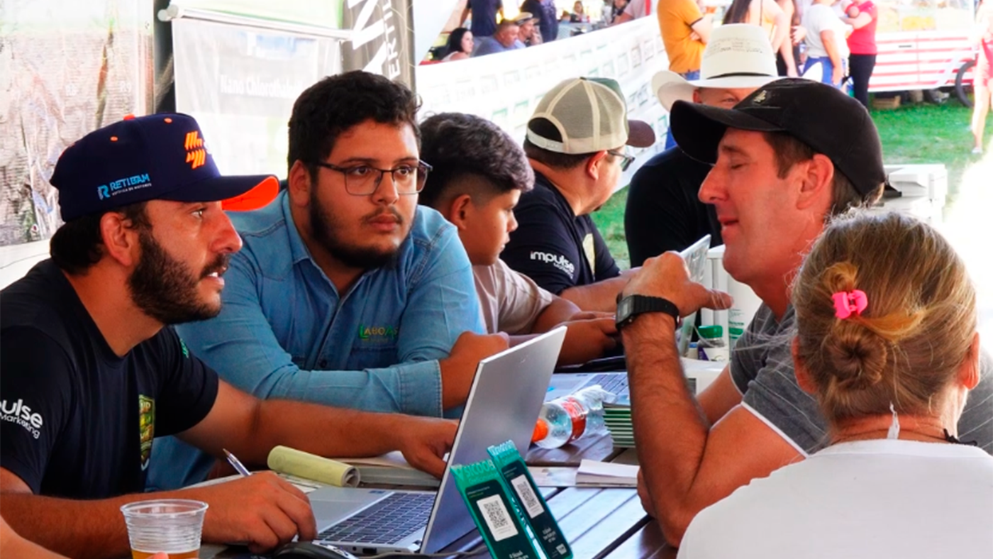 LG Agronegócio entrega 70 mil sacas de fertilizantes da Camp Show
