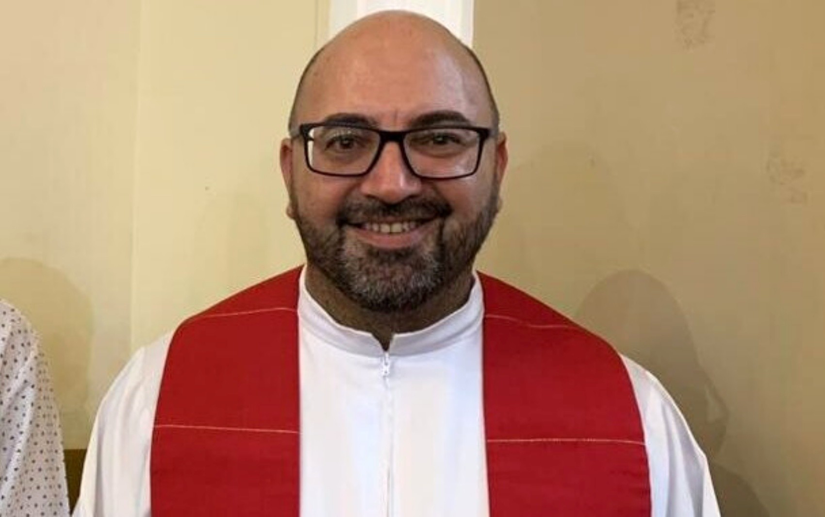 Padre é afastado após denúncia de importunação sexual em Toledo, MG