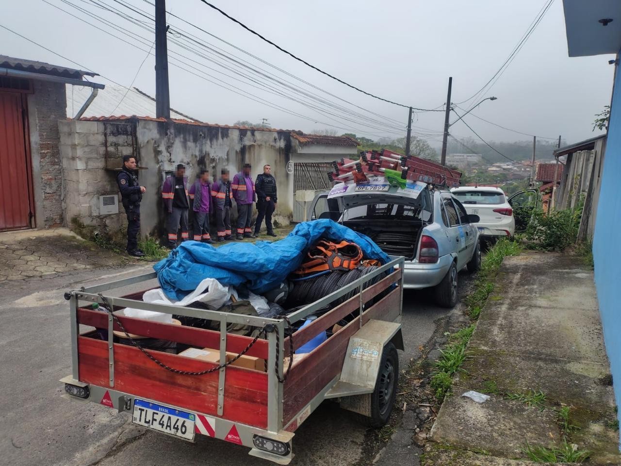 Quatro são presos após se passarem por funcionários da Vivo para furtar fios em Mogi das Cruzes