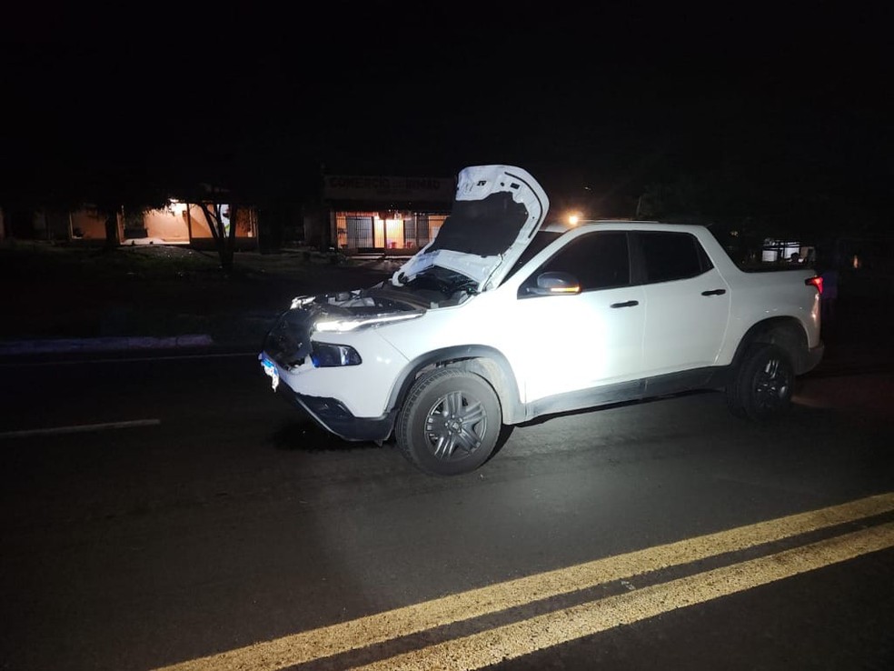 Caminhonete se envolve em acidente na BR-316 em Caxias (MA) — Foto: Divulgação/Polícia Rodoviária Federal
