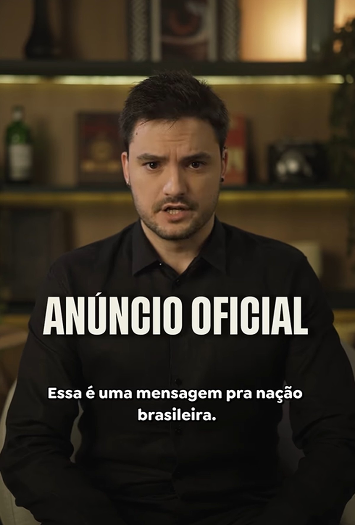 Felipe Neto se lança pré-candidato à Presidência, e fãs perguntam se anúncio é real