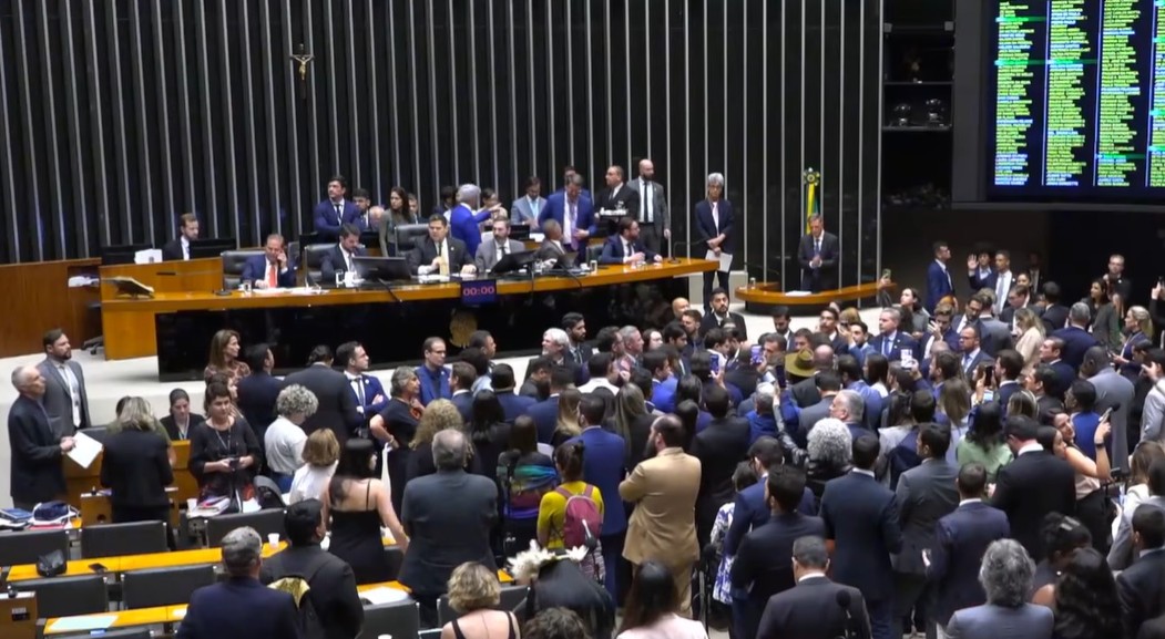 PL da Dosimetria: veja como votaram deputados e senadores do PI sobre veto de Lula