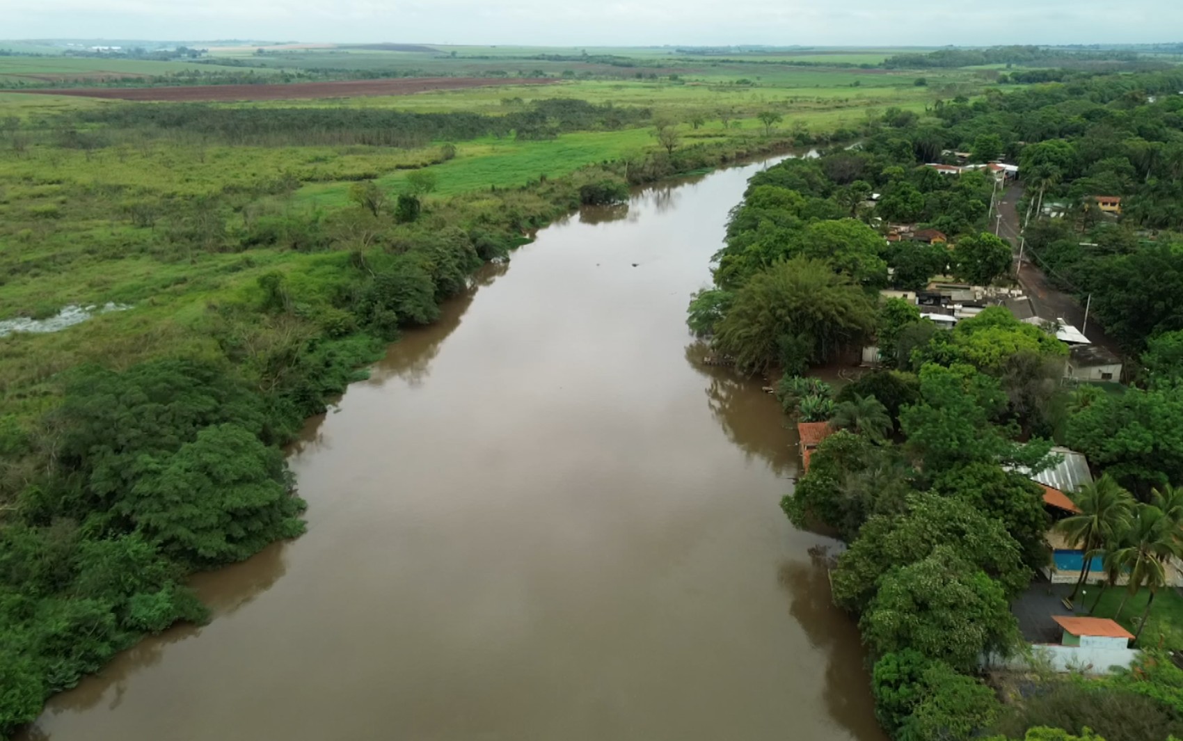 Elevação do nível do Rio Pardo gera alerta entre moradores de Ribeirão Preto​‌​