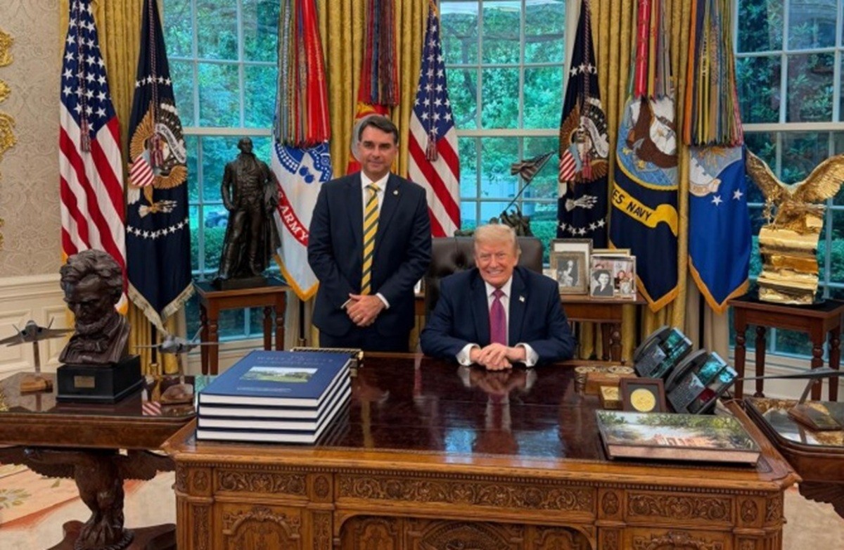 Trump comentou sobre Lula durante reunião com Flávio Bolsonaro