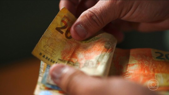 Na Ponta do Lápis: MEC cria programa para levar educação financeira às escolas públicas - Professores passarão por formação continuada para ajudar estudantes a lidar com dinheiro de forma consciente, entender impostos, planejar o futuro e tomar decisões responsáveis no dia a dia. Adesão é voluntária.
