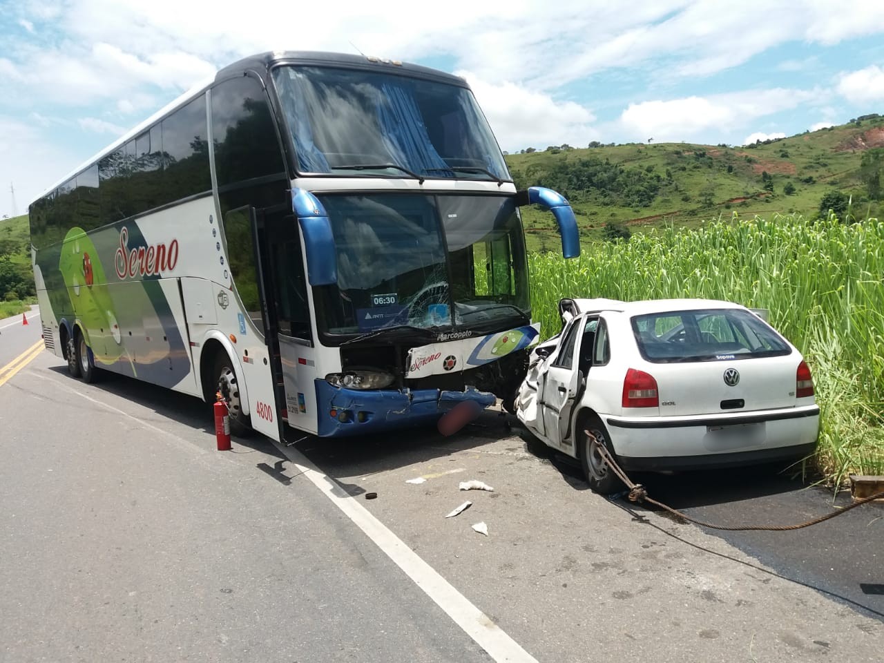 Acidente deixa morto e feridos na BR-116 entre Leopoldina e Além ...